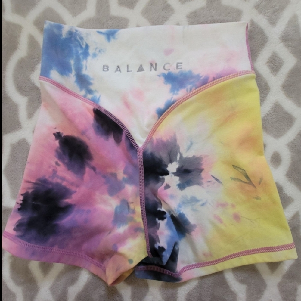 Balance athletica shorts